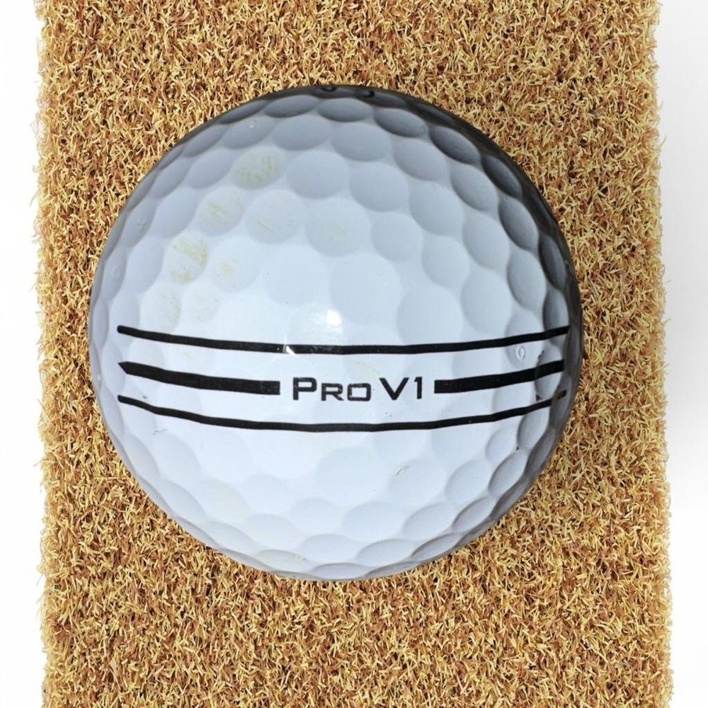 Titleist Pro V1 white golf balls #golf #golfballs - Picture 2 of 2